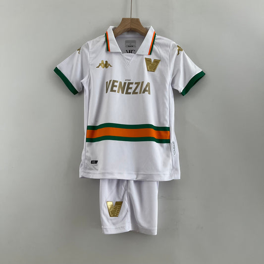 T-Shirt und Shorts für Kinder Venezia Away 23/24