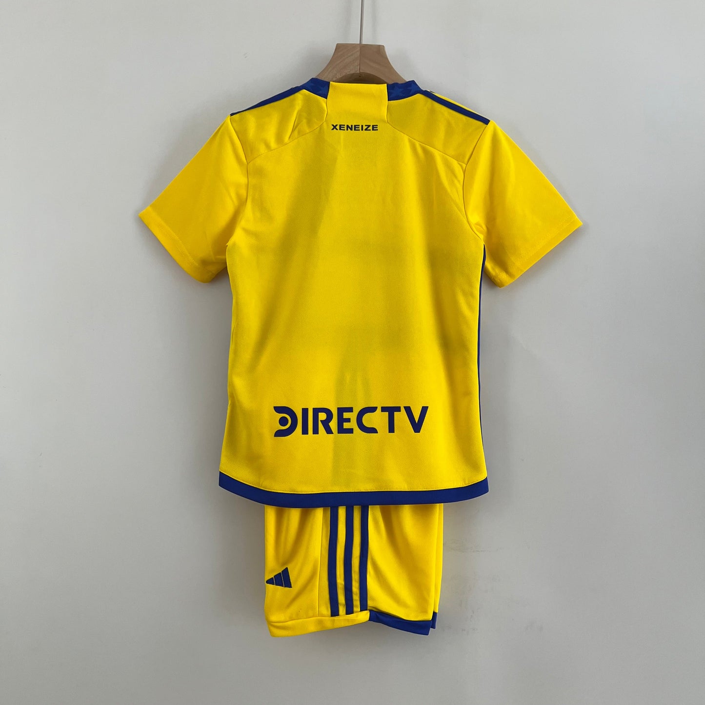 Boca Juniors Extérieur 23/24 T-shirt et Short Enfant