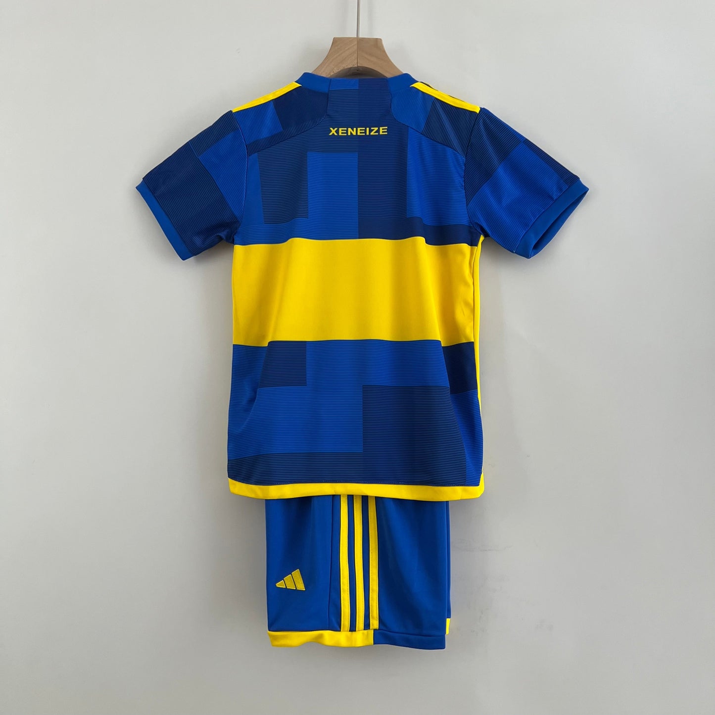 T-shirt et short pour enfants Boca Juniors Domicile 23/24