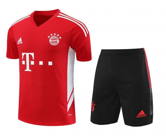 Tenue d'entraînement du Bayern Munich 2023/24