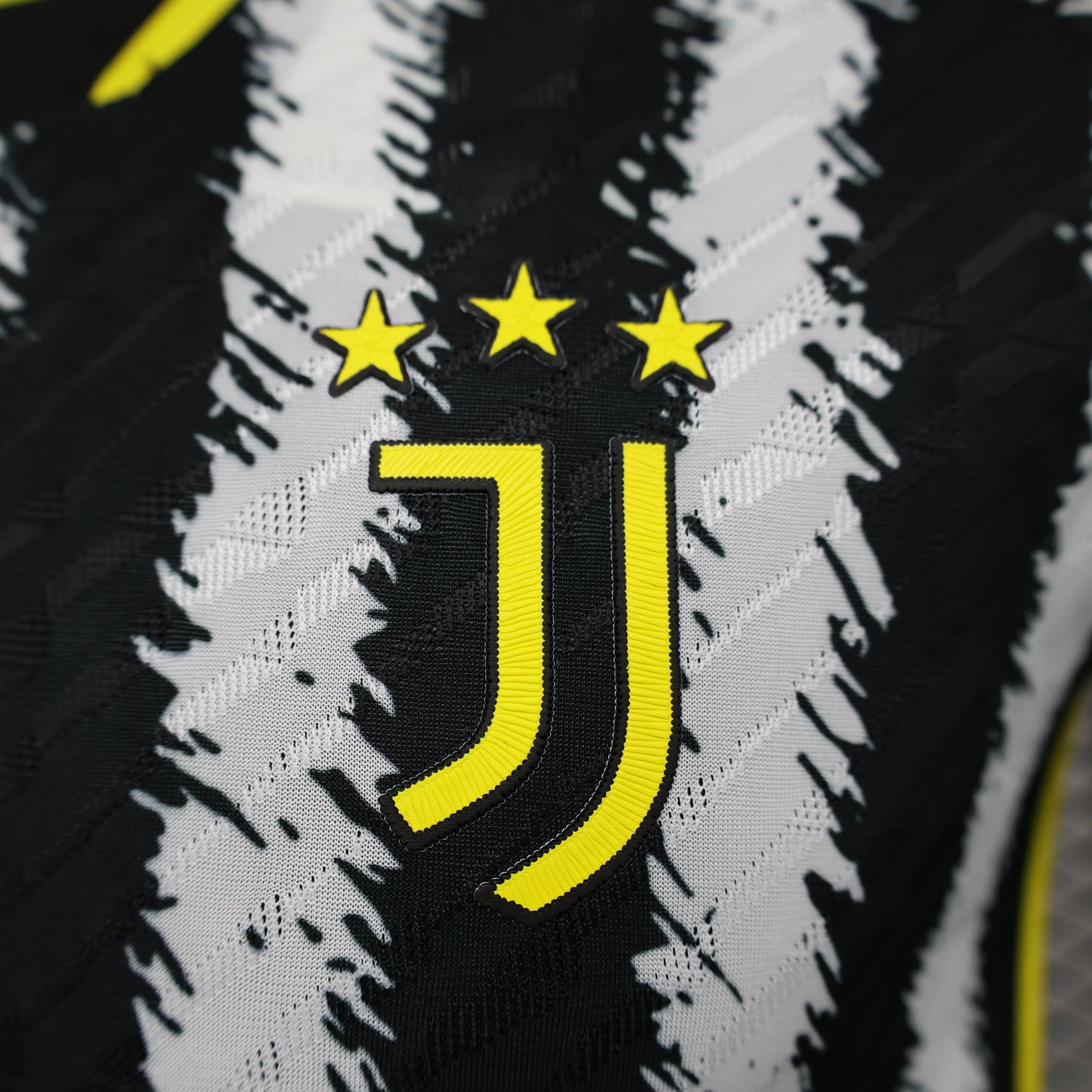 NEUES Juventus-Heimtrikot 2023/2024 – Erwachsene