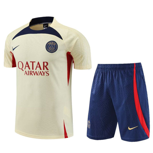 Tenue d'entraînement du Paris Saint-Germain 2023/24