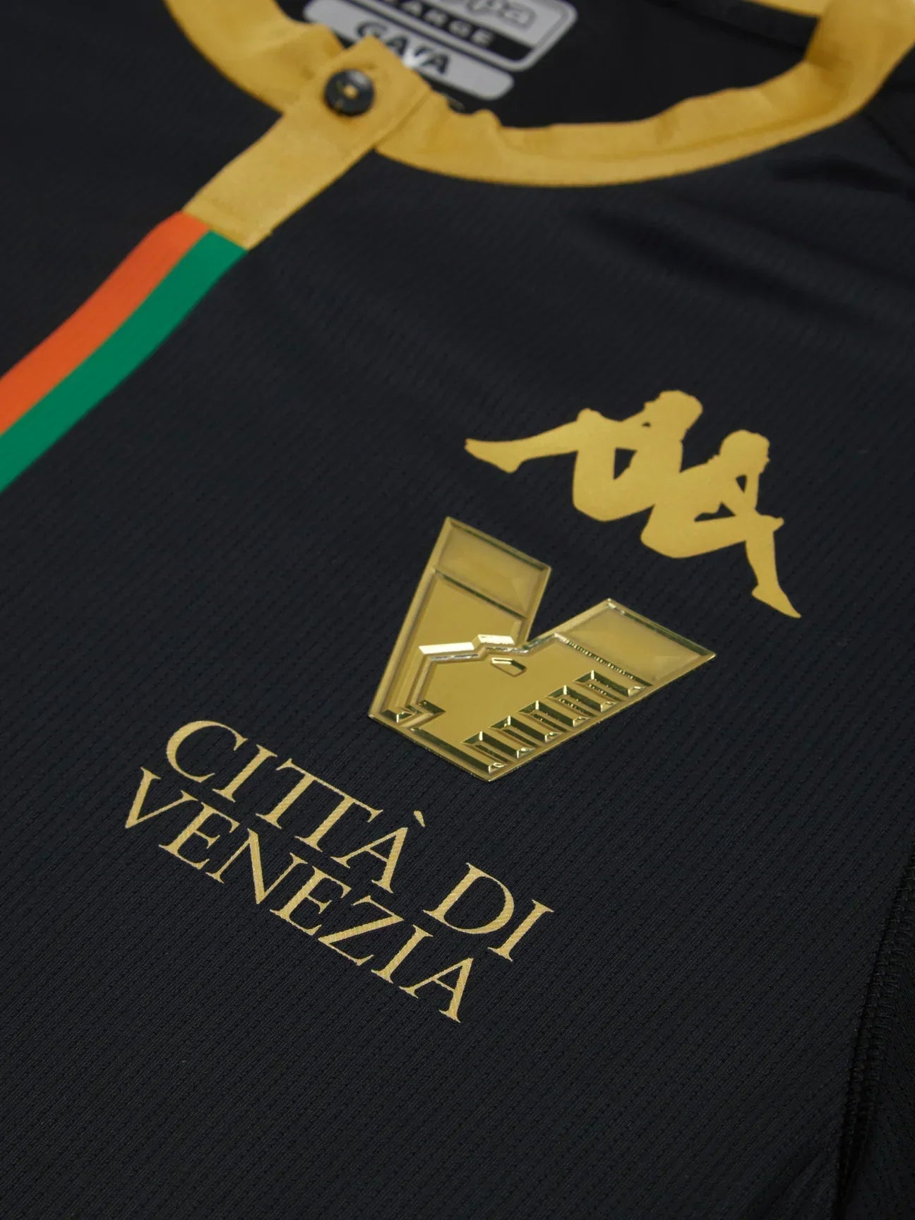 Heimtrikot von Venedig 23/24